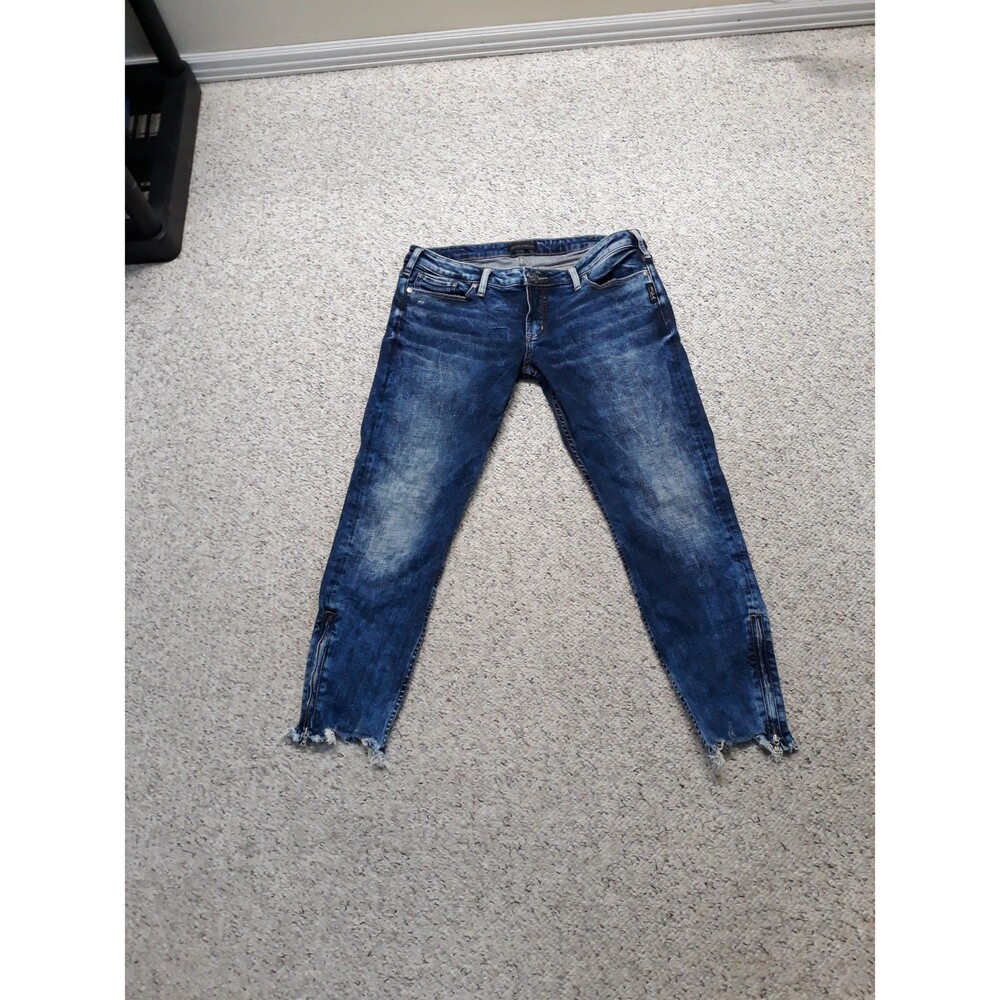 33x26 Silver Tuesday Ankle Skinny Dark Acid Wash Raw Hem lightly distressed